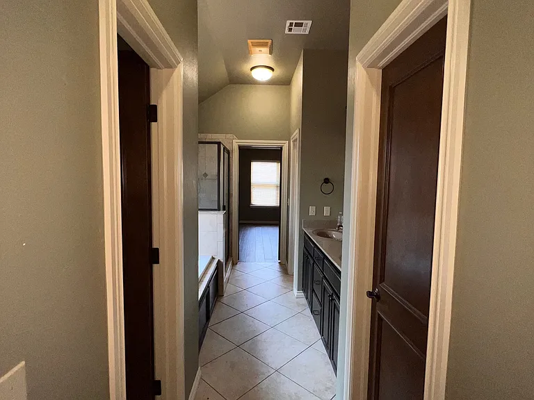 5904 NW 160th St — Photo 11