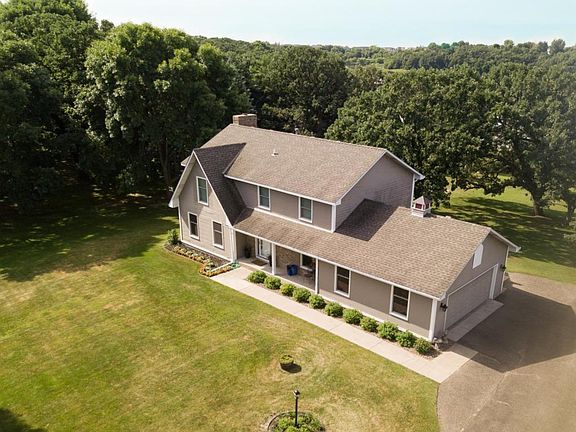 2nd image of 4388 Dorchester Dr