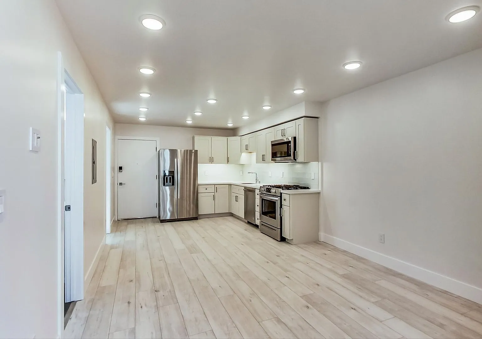 1454 South Van Ness LLC — Photo 1