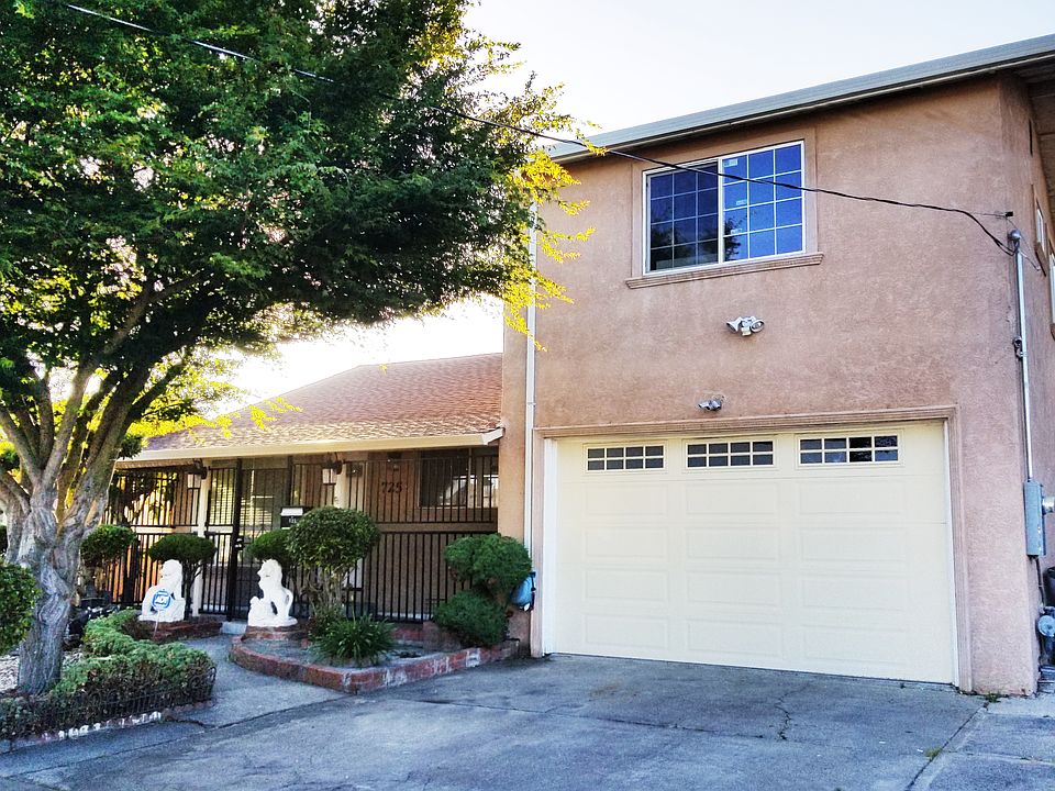 1st image of 725 Floresta Blvd