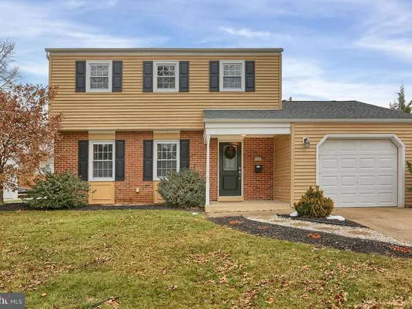129 Victoria Dr, Mechanicsburg, PA 17055