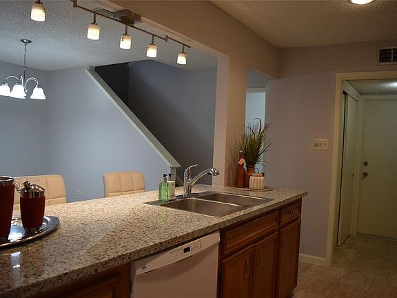4th image of 13897 Hollowgreen Dr #3