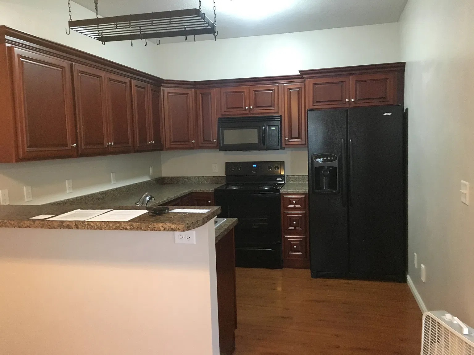 3 bed, 2.5 bath, 1600 sqft, $1,700 — Photo 4