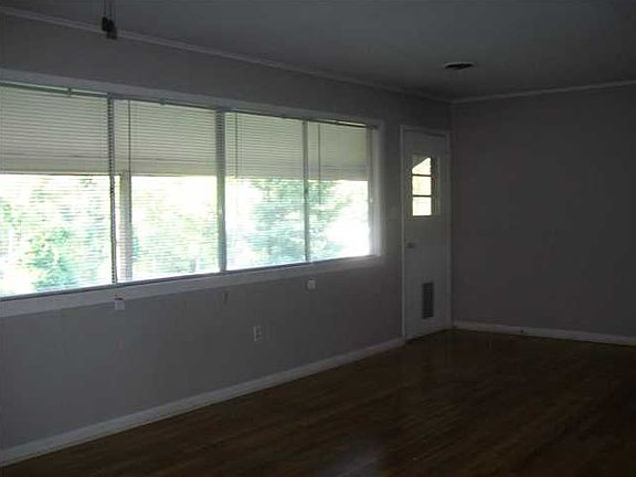 Welcome to 1603 Moonmist Drive!
