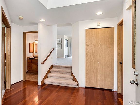 View of the entryway.