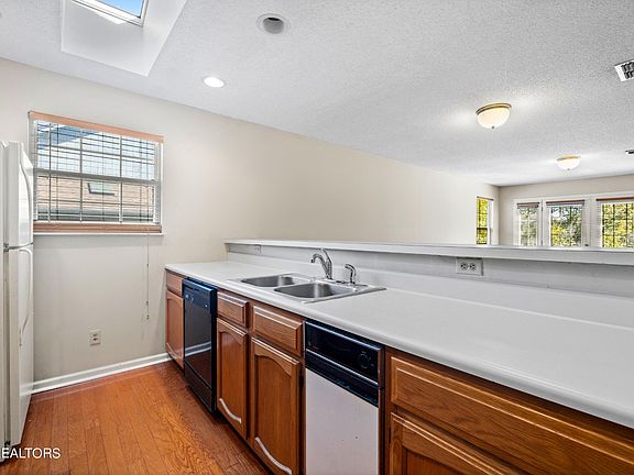 5th image of 5214 Brig Ln