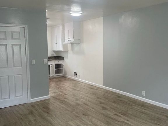 2nd image of 626 E 99th St APT A