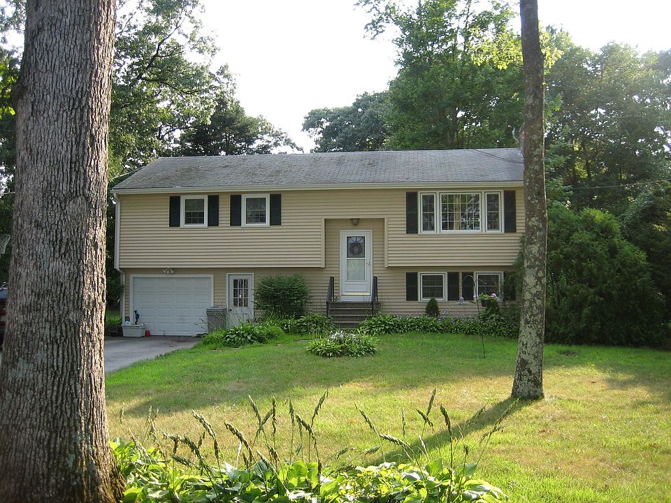 2nd image of 228 Davis St