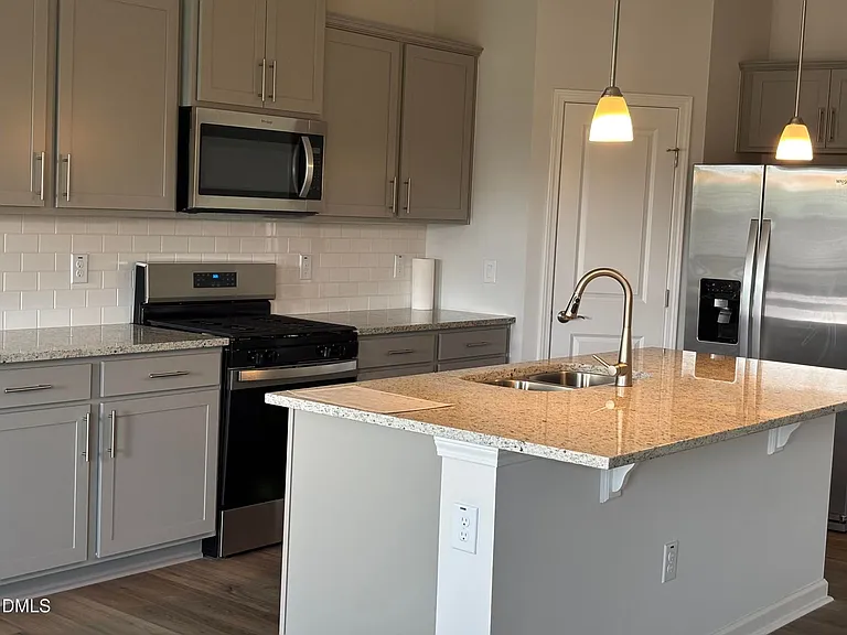 3230 Pelican Ln — Photo 17