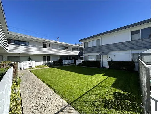 7718 Magnolia Ave — Photo 6