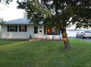 5648 Pennsylvania Ave N, Crystal, MN 55428
