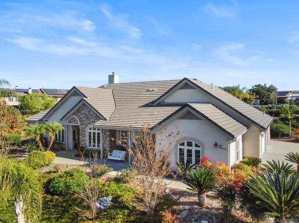 28373 Cavalier Ct, Escondido, CA 92026