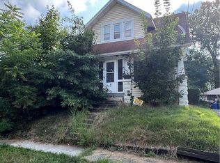2137 12th St SW, Akron, OH 44314