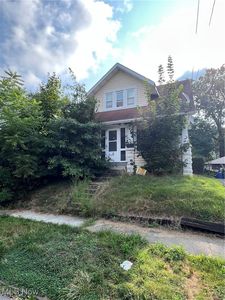 2137 12th St SW, Akron, OH, 44314