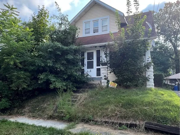 2137 12th St SW, Akron, OH 44314