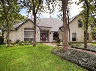 210 Royal Oaks Ct, Denton, TX 76210
