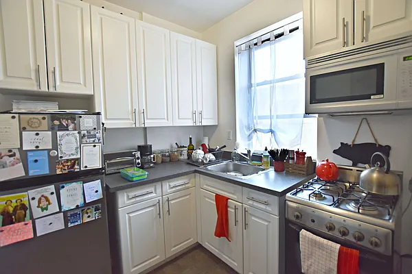 Rented by Bold New York | media 5