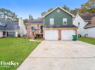 1011 Brandon Ln, Stone Mountain, GA 30083