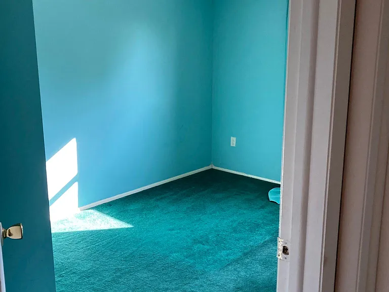 2 nd bedroom