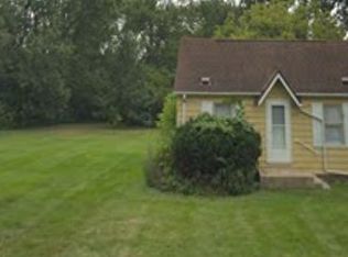 2090 Vermont Ave, Troy, MI