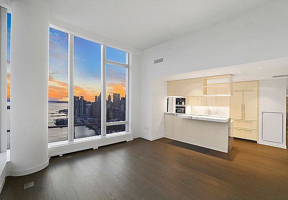 5th image of 252 South St #54C
