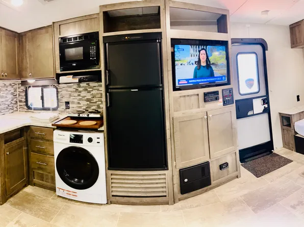 406 SW 9th St, Delray Beach, FL 33444