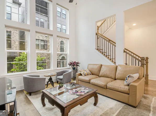 527 Broadview Ln NE, Atlanta, GA 30324