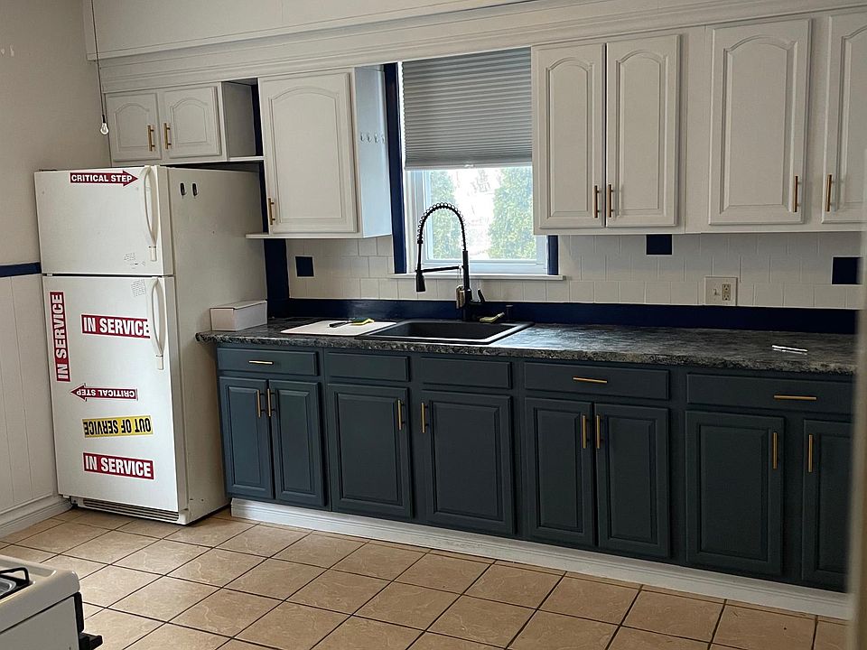 1st image of 132 Doyle Ave #1