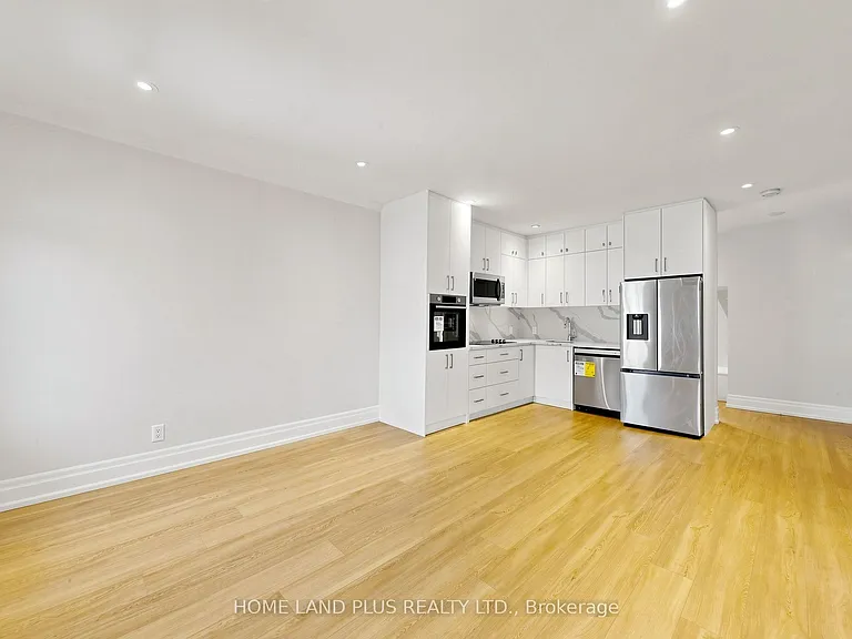 919 Avenue Rd #3 — Photo 6