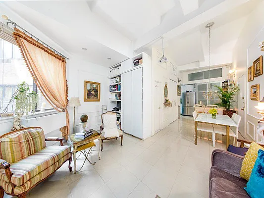 Rented by Sotheby's International Realty | media 2