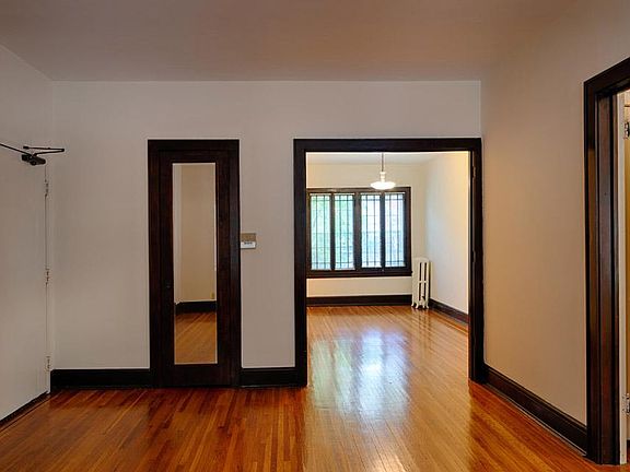 5th image of 1316 W 25 1/2 St APT 2