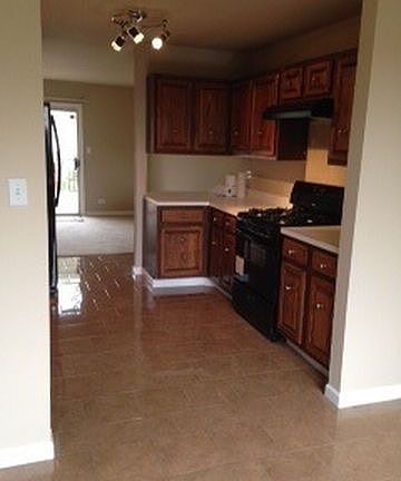 5th image of 1678 Islandview Ct #1678