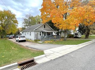 708 State St N, Eden Valley, MN 55329