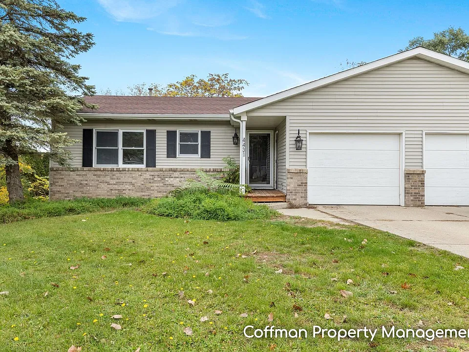 4431-4433 Hillrise Ct NE