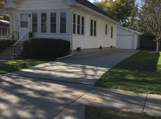 1641 Spruce St, Oshkosh, WI 54901