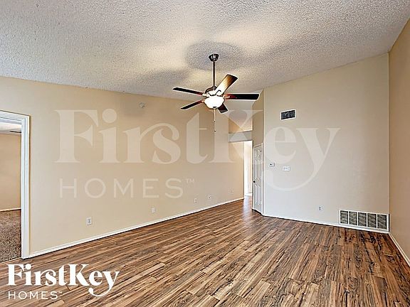 4th image of 6222 Arrowwood Dr