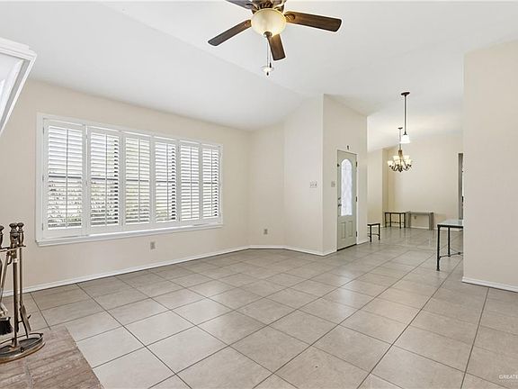 3rd image of 324 N 36th Ln