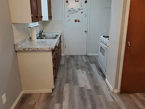 3rd image of 1271 McKinney Cir