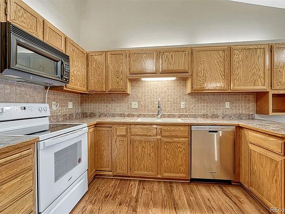 4th image of 2059 Glenhill Road #24