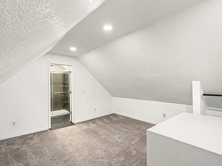 3306 N Gilpin St — Photo 21