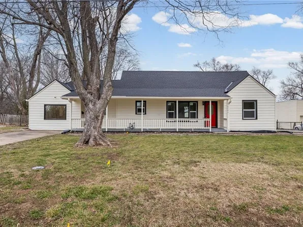 8540 E 81st Ter, Raytown, MO 64138