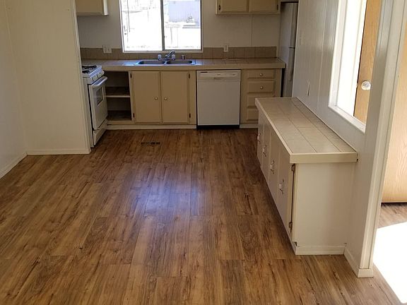 2nd image of 3629 E Northfield Ave