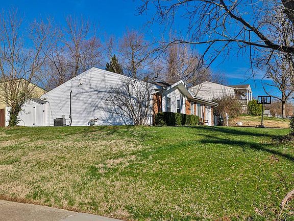 3rd image of 9971 Menominee Dr