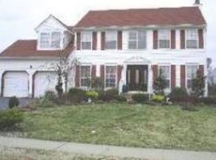 9 Player Pl, Flanders, NJ 07836