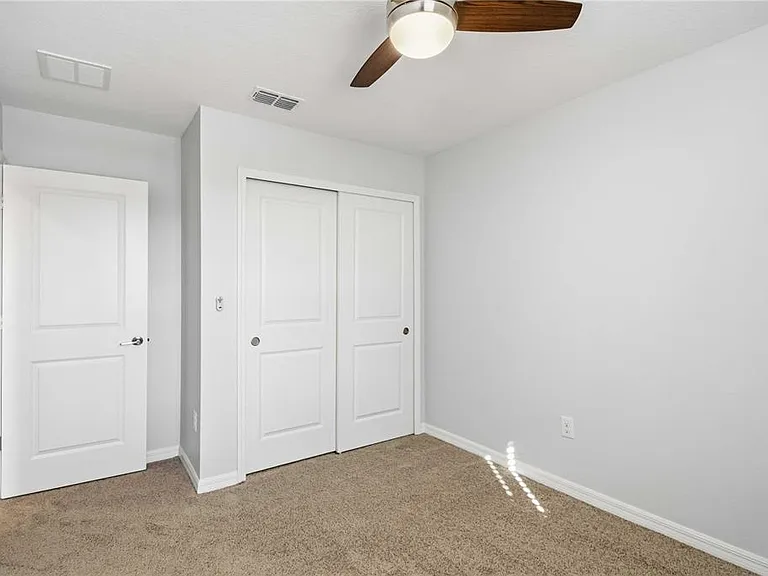 11779 Glenside Ter — Photo 29