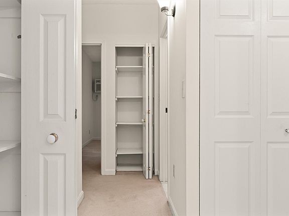 3rd image of 235 Winthrop St APT 1111