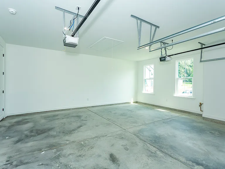 3441 Blackridge Dr — Photo 44