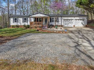 1037 Hendrix Dr, Boonville, NC 27011