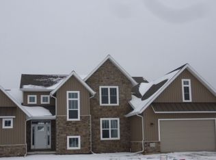 W5766 Parker Way, Appleton, WI 54915