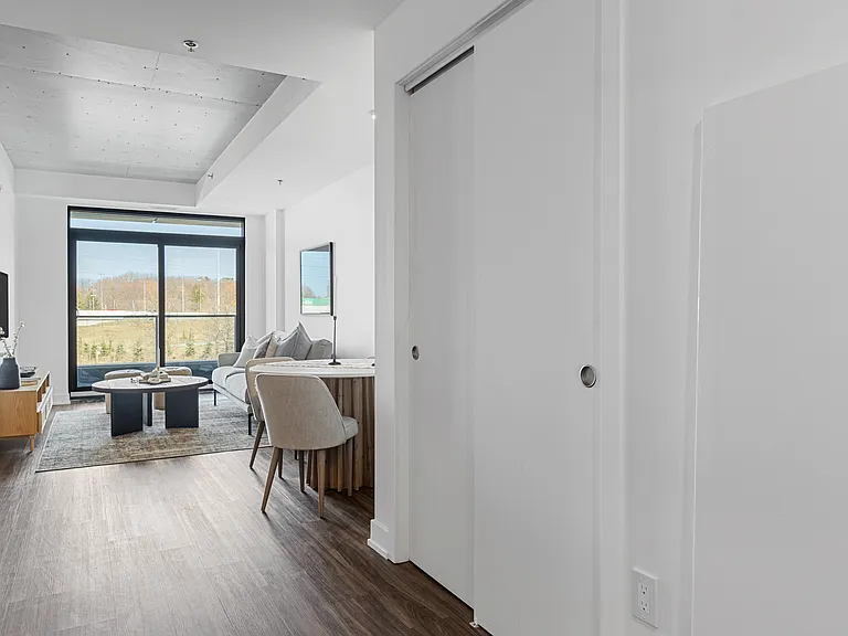 1354 Carling Ave — Photo 48
